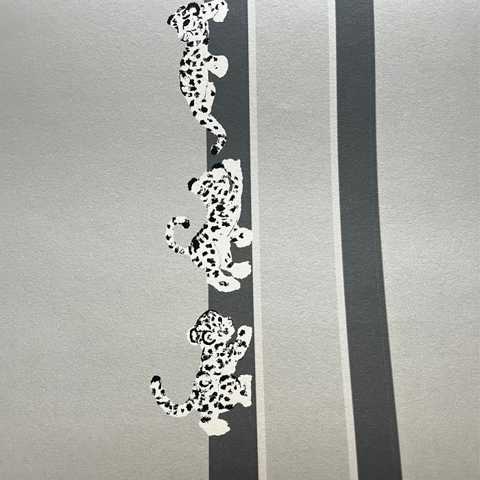 Ascending Leopard Cubs Wallpaper, Metallic